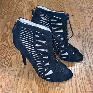 Black lace up Nine West heels